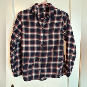 Uniqlo Women’s Navy Red and White Flannel Plaid Button Down Cotton Shirt Size XS